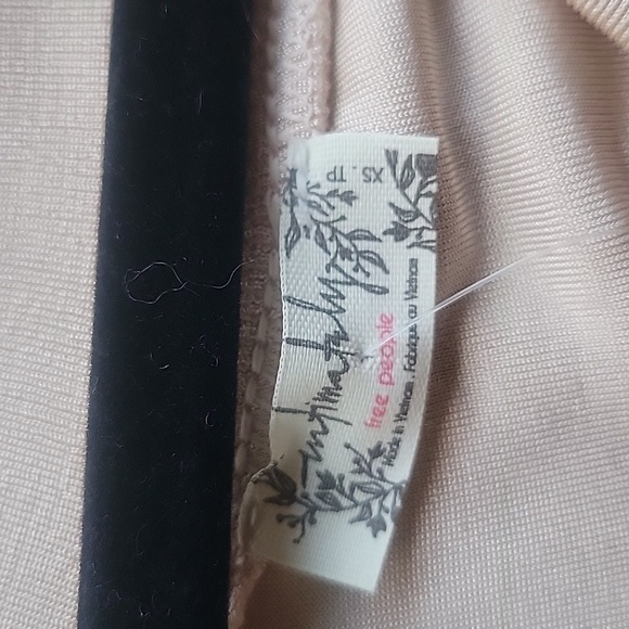 Intimately Free People That's Hot Bodysuit in Blossom Pearl Size XSmall NWT - Picture 8 of 11